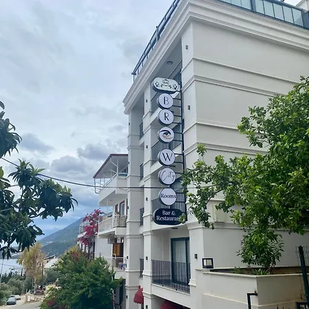 Brow Hotel 3*
